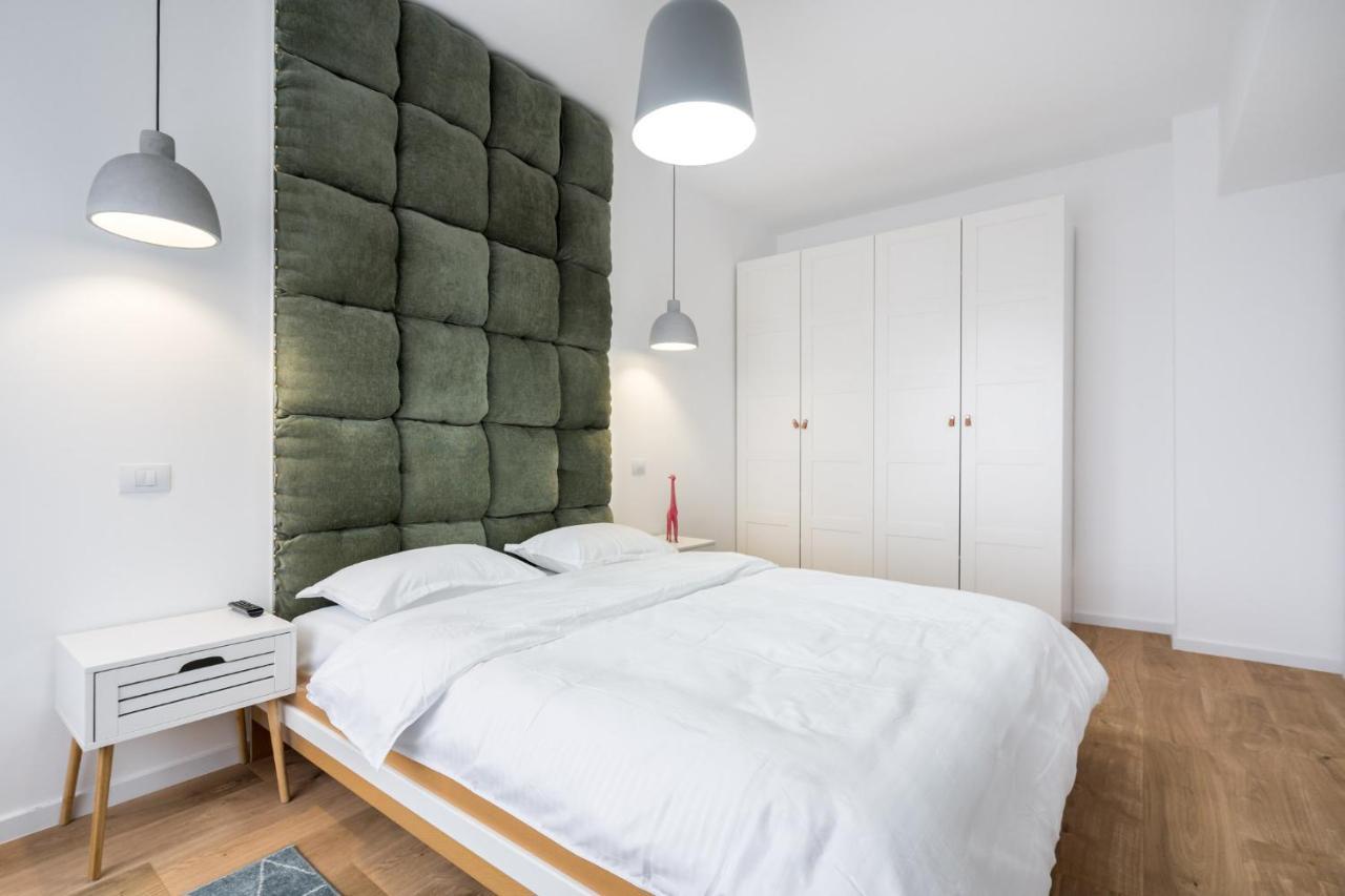 Jungle Escape - Luxe 1-Br Haven In Bucharest Apartamento Exterior foto